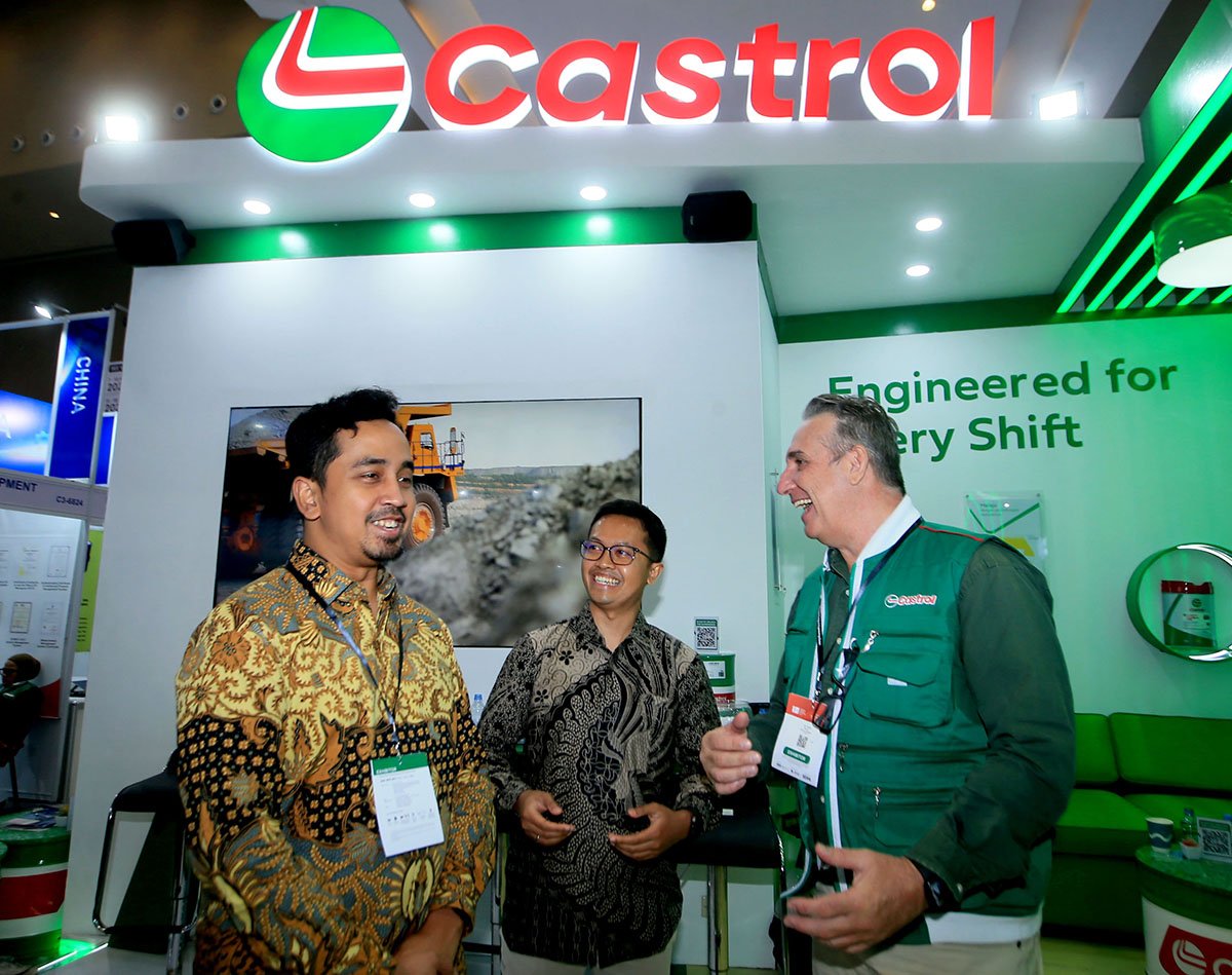 Dorong Efisiensi Pertambangan, Castrol Perkuat Keandalan Alat Berat  